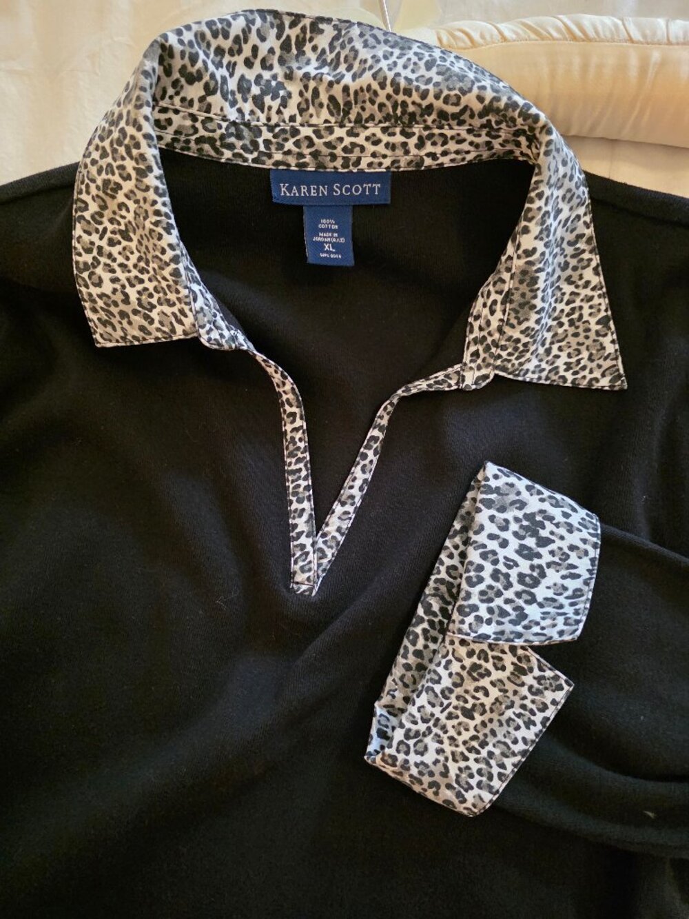 Karen Scott Black Pullover V Neck Knit Shirt with Patterned Collar and Cuffs XL